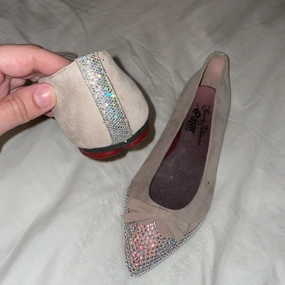 Beverly Feldman Beige Rhinestone Flats - Picture 3 of 6